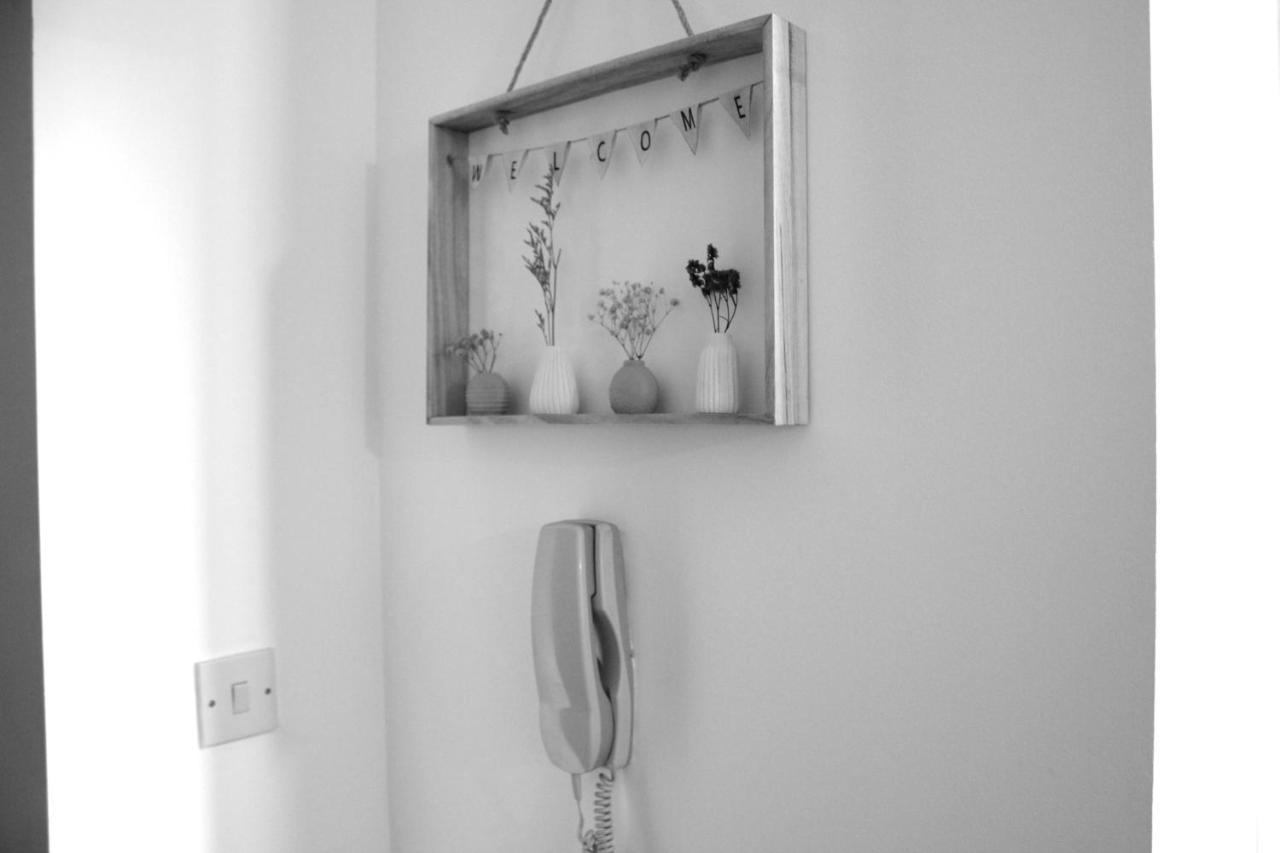 Spacious London Apartment 5 Min Walk To Leytonstone Underground Station And 5 Stops To Zone 1 외부 사진